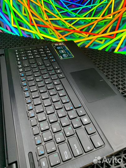 Ноутбук asus для работы на SSD (1208 Н)