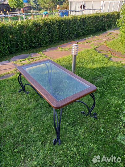 Журнальный столик из массива дуба