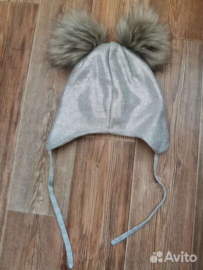 Классная фирменная шапка, р.52-54