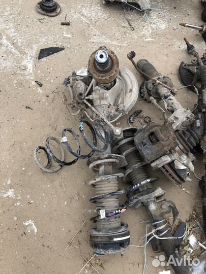 Суппорт передний Рендж Ровер Эвок