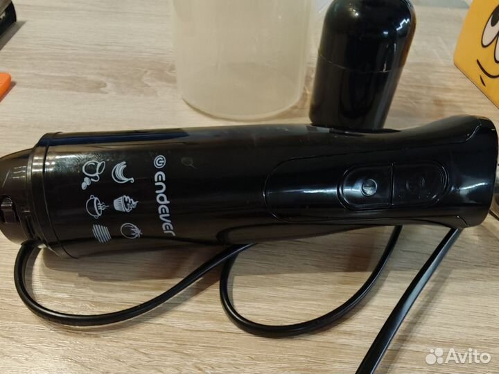 Блендер погружной Endever 600 Вт