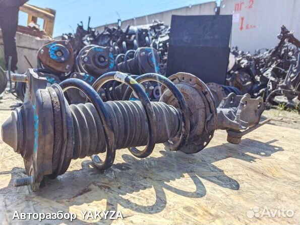 Передняя стойка Kia Sportage 4 Киа Спортейдж 4