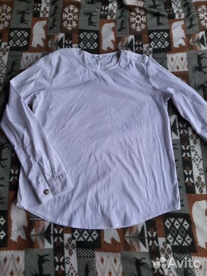 Белая стильная блузка