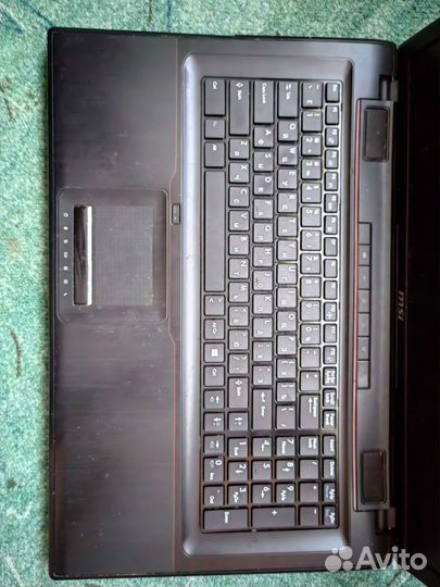 Ноутбук msi