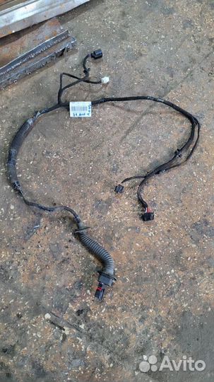 LADA vesta проводка двери лев. зад. (8450007012)