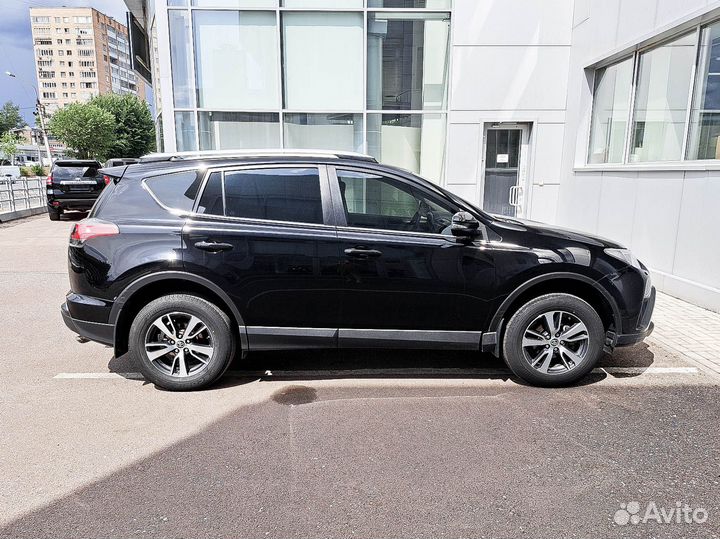 Toyota RAV4 2.5 AT, 2017, 221 251 км