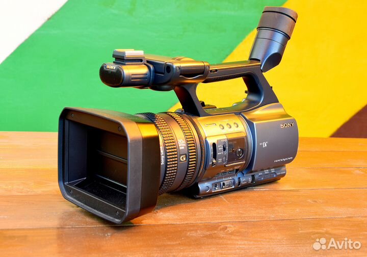 Bидеокамера Sony DCR-vx2200e