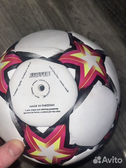 Футбольный мяч adidas лига чемпионов