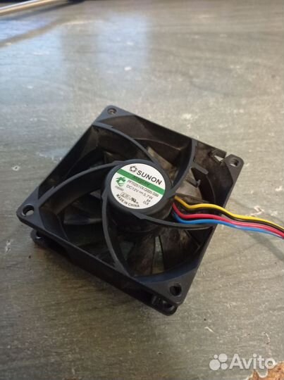 Вентилятор sunon