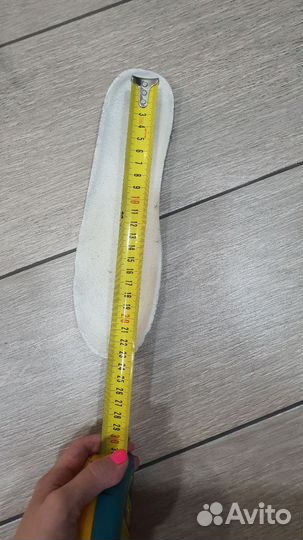 Кроссовки зимние