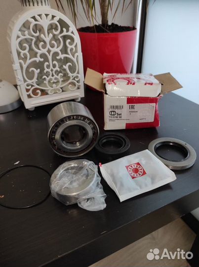 Ступичный подшипник задний на Mitsubishi pajero sp