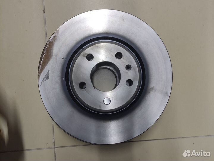 Диск тормозной пер. Ауди а4 а5 а6 q5 TRW df6148