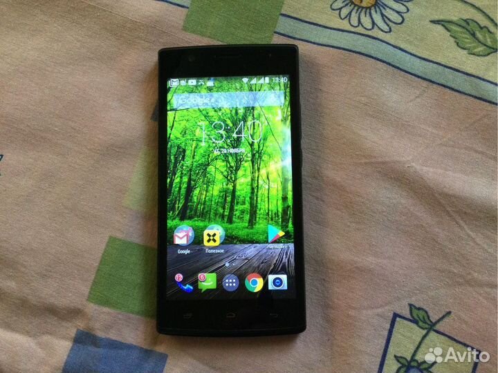 Телефон Fly FS501