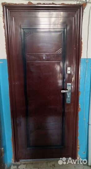 Дверь входная бу