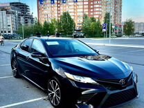 Toyota Camry, 2018, с пробегом, цена 2 200 000 руб.