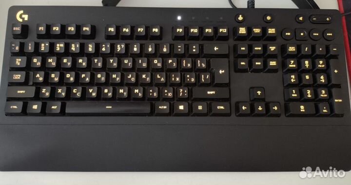 Игровая клавиатура logitech G213