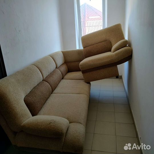 Угловой диван бу