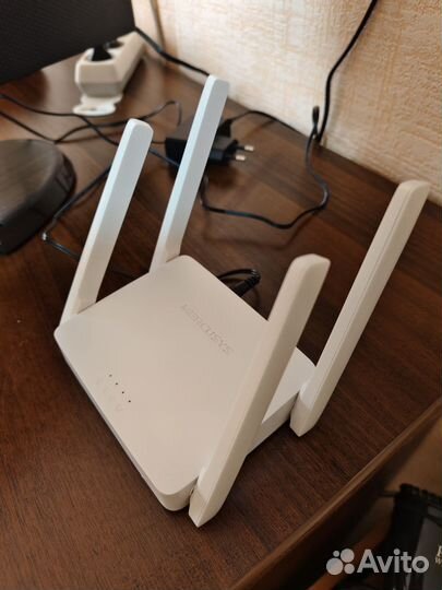 Wi-Fi роутер Mercusys AC10