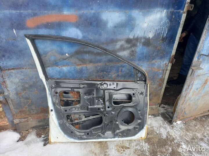 Дверь передняя левая hyundai solaris 1