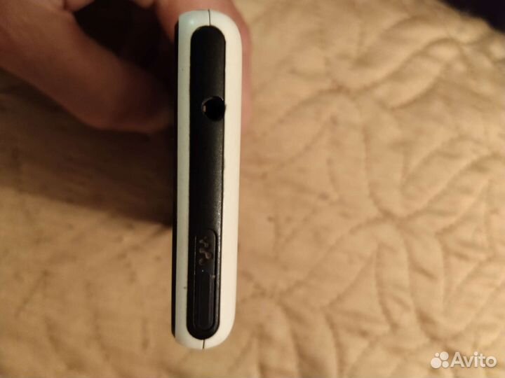 Телефон Sony xperia