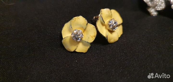 Серьги гвоздики пакетом