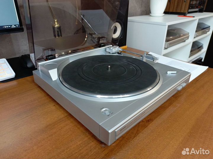 Проигрыватель пластинок Denon DP-29F