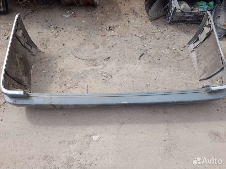 Бампер задний мерседес 124