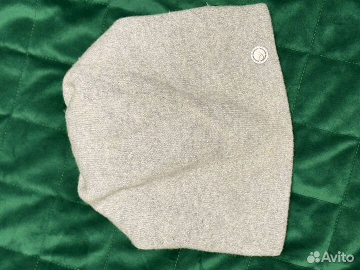 Шапка женская вязаная