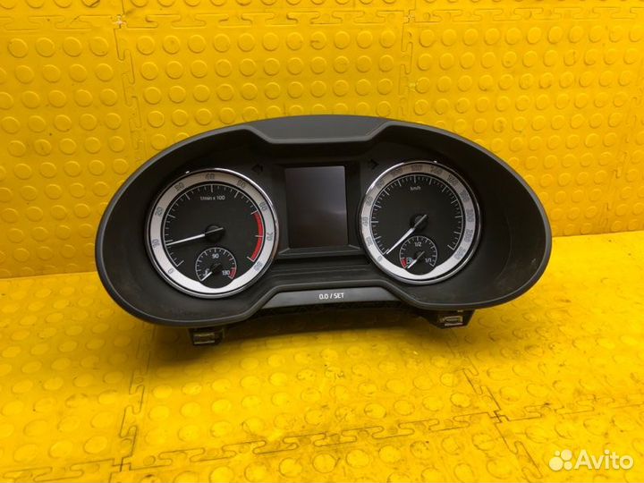 Панель приборов (щиток) Skoda Octavia cwva 2017