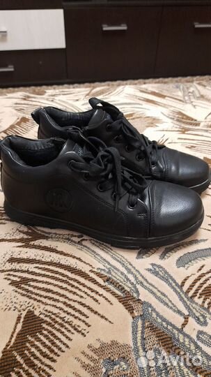 Ботинки демисезонные 34-35 размер