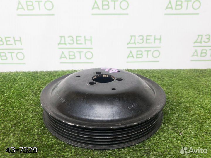 Шкив помпы Audi A6 C6 AUK