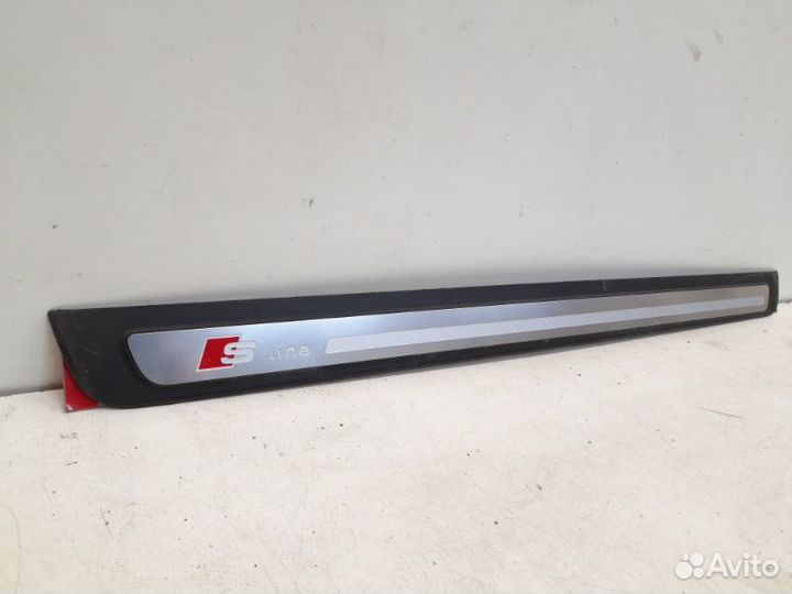 Накладка порога внутренняя передняя правая Audi A5