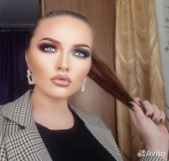 Макияж и прическа