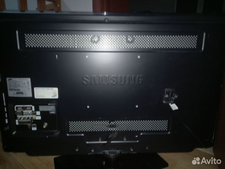 Телевизор samsung