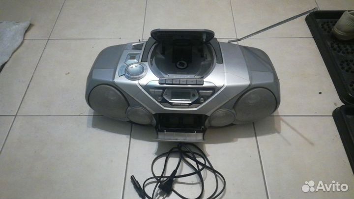 Магнитола Philips AZ 1565