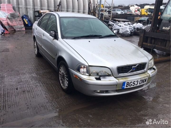 Разбор на запчасти Volvo S40 / V40