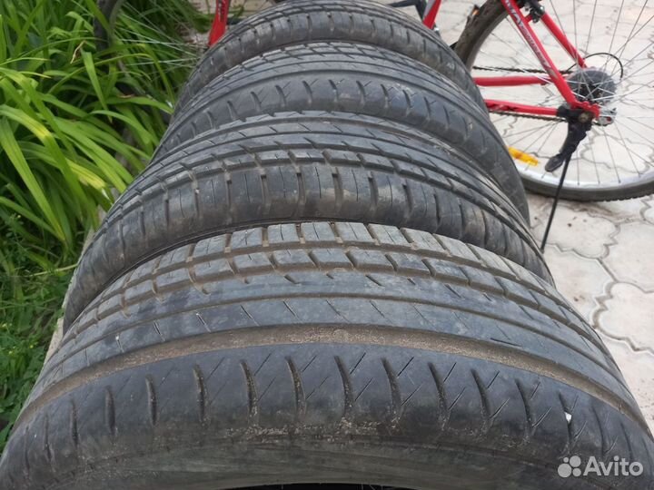 Viatti Strada Asimmetrico V-130 195/65 R15