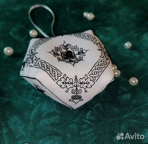 Игольница-бискорню (ручная работа)