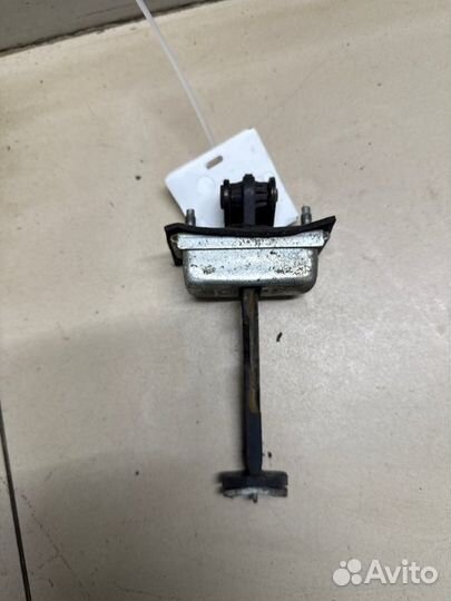 Ограничитель двери передний левый Ford Focus 2 5DR