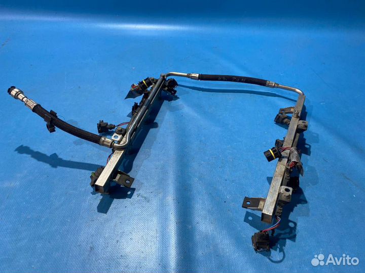 Топливная рампа BMW X5 E53 N62 4.4 4.8