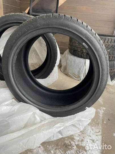 RoadX RX Frost WU01 245/40 R19 и 275/35 R19 98H