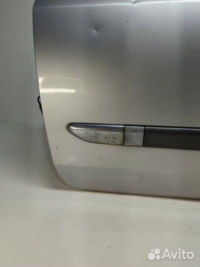 Дверь боковая передняя левая Renault Laguna 2