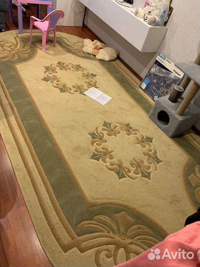 Ковер шерстяной