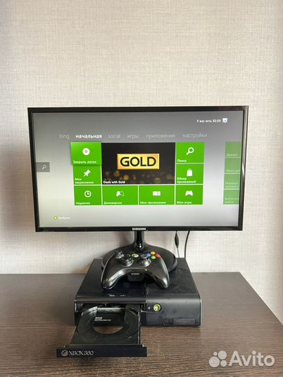 Игровая консоль Xbox 360 Microsoft 500 GB