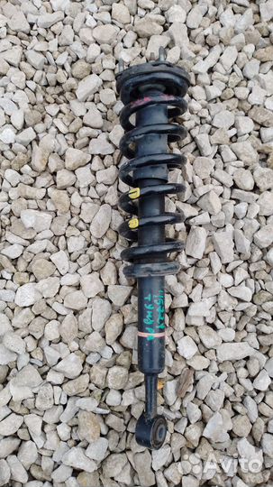 Амортизационная стойка передняя в сборе Toyota Tun