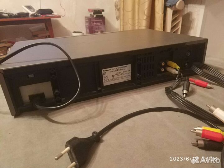 Видеомагнитофон panasonic