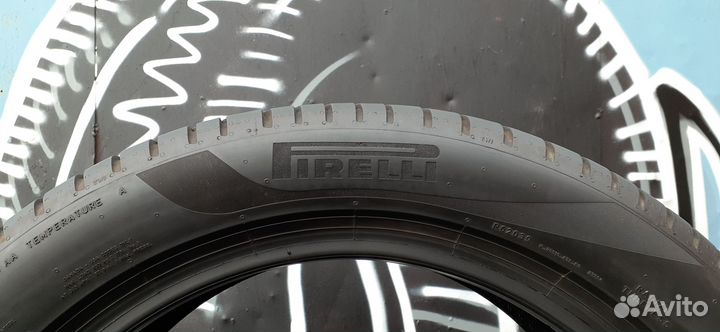 Pirelli Cinturato P7 245/45 R18