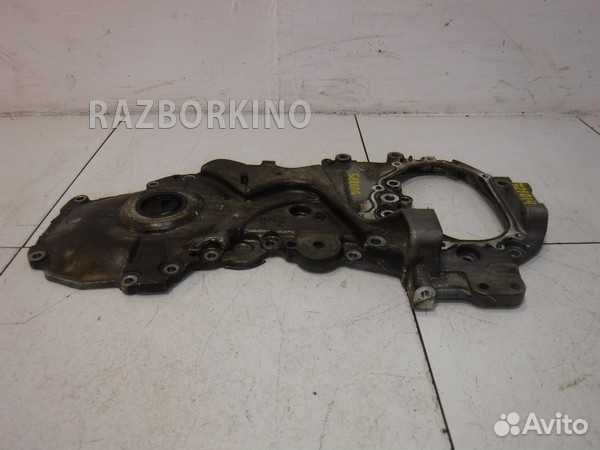 Крышка двигателя передняя