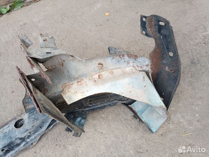 Передняя панель (телевизор) опель омега б