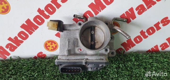 Дроссельная заслонка Toyota Avensis AZT250 1AZ 2.0